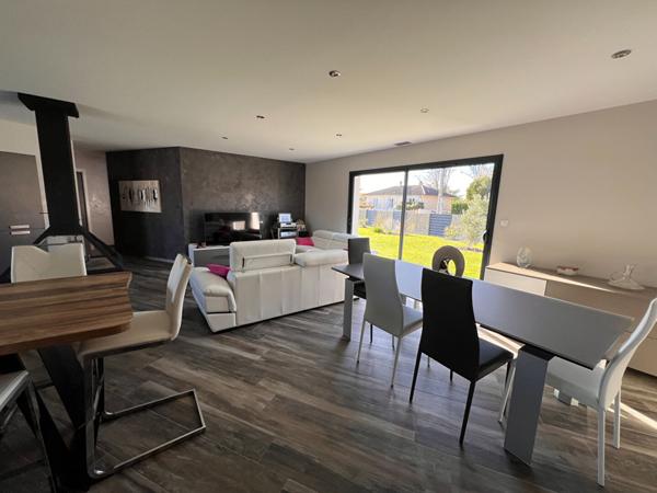 Maison Mehun Sur Yevre 6 pièce(s) 167m2