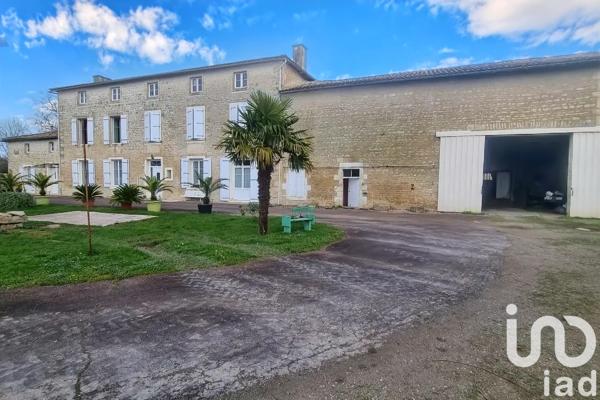Maison à vendre 4 pièces 260 m² Brioux-sur-Boutonne