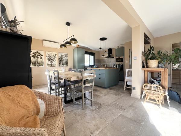 Maison à vendre 4 pièces 110 m² La Fare-les-Oliviers