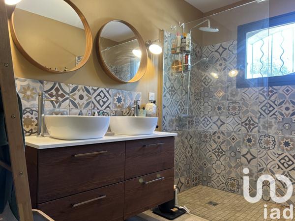 Maison à vendre 4 pièces 110 m² La Fare-les-Oliviers