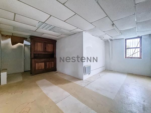 A VENDRE - MAISON de 5 pièces, 3 chambres + HANGAR de 329 m² - Avenue de la Tranchée