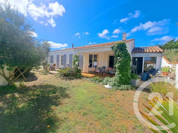 Maison à vendre  6 pièces - 120 m 2   ST DENIS D OLERON  - 17