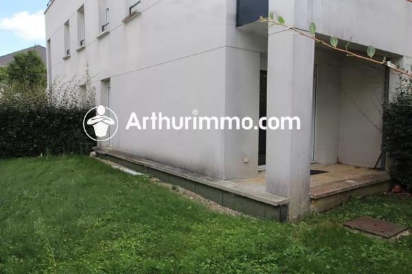 Location                                                      Appartement
                        
                     1 pièces                      27 m2                     à Savigny-le-Temple
