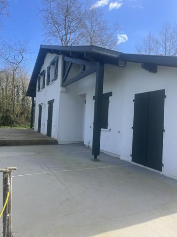 Bayonne (64100) Maison familiale avec parc de plus de 5000M2