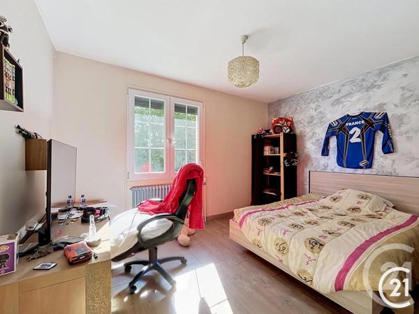 Maison à vendre  5 pièces - 107,65 m 2   ETUPES  - 25