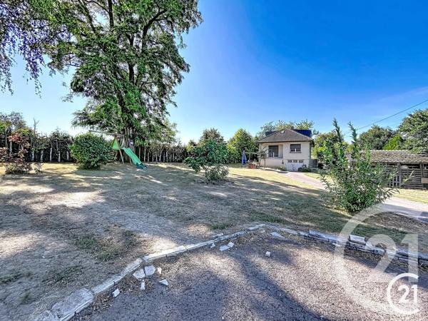 Maison à vendre  5 pièces - 107,65 m 2   ETUPES  - 25