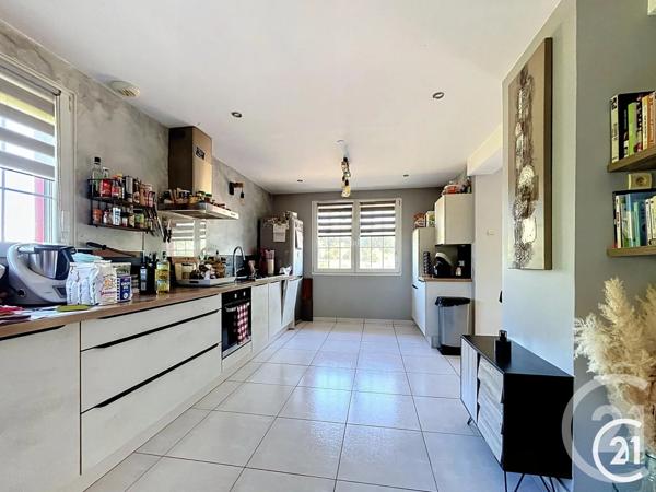 Maison à vendre  5 pièces - 107,65 m 2   ETUPES  - 25