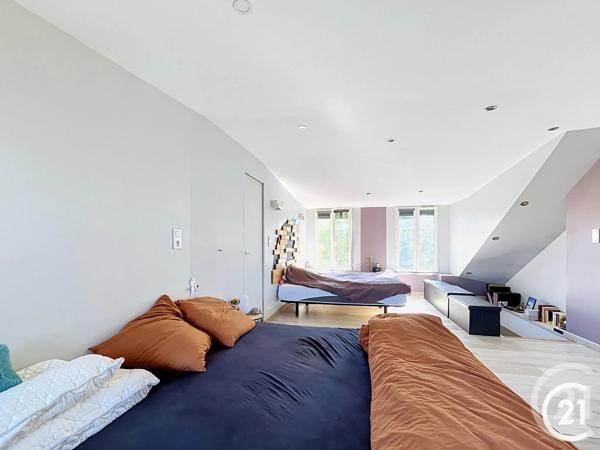 Maison à vendre  5 pièces - 107,65 m 2   ETUPES  - 25