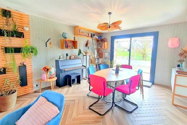 BELLE MAISON 4 CHAMBRES RENOVEE DE 130M2