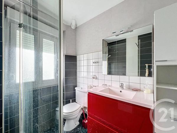 Immeuble à vendre  250 m 2   MONTBELIARD  - 25