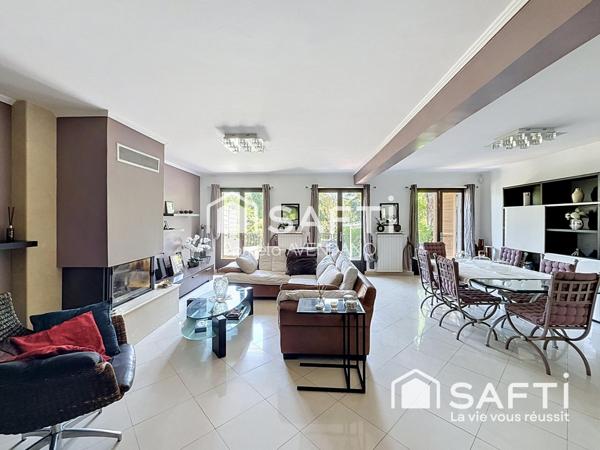 Maison familiale de 209 m² aux volumes généreux avec jardin et appartement indépendant