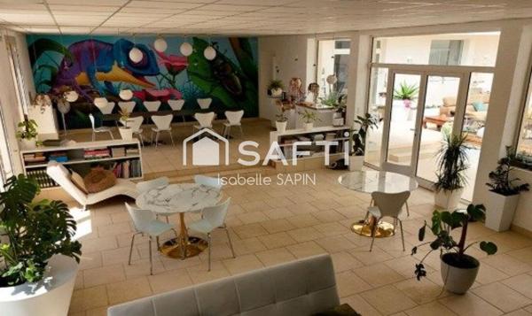 Vaste maison d'architecte lumineuse