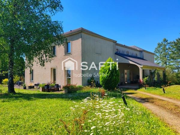 Vaste maison d'architecte lumineuse