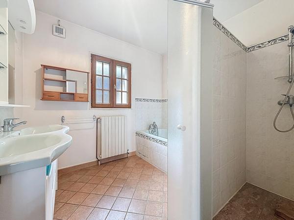 Maison de 80 m² de plain-pied sur 1 000 m²