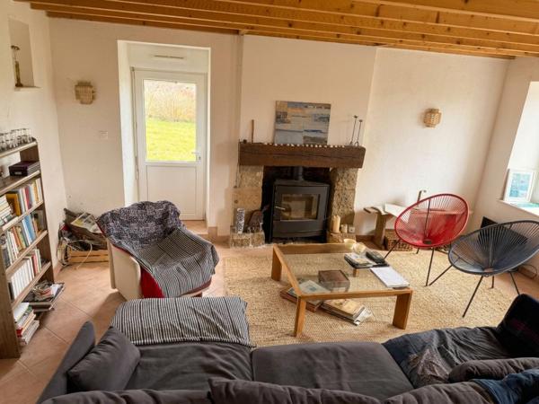 À Lézardrieux, le charme d'une longère rénovée au calme 98 m2