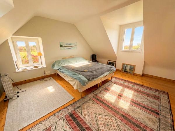 À Lézardrieux, le charme d'une longère rénovée au calme 98 m2