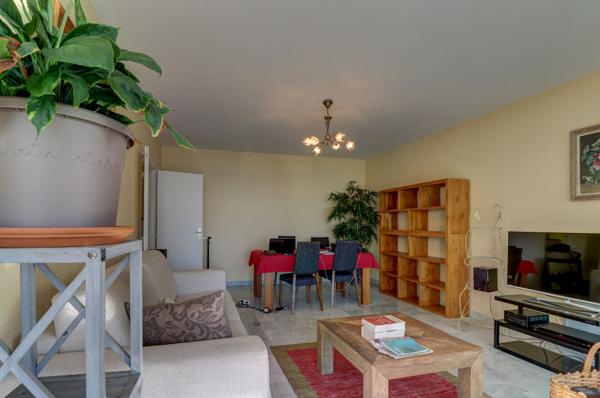 Appartement pied dans l'eau, 2 pièces avec parking - vue mer