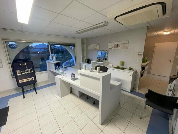 À LOUER – Local commercial 118 m² avec réserve – La Tranche-sur-Mer (85)