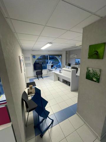 À LOUER – Local commercial 118 m² avec réserve – La Tranche-sur-Mer (85)