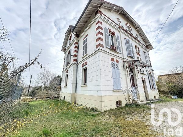 Maison 10 pièces de 324 m² à Meaux (77100)