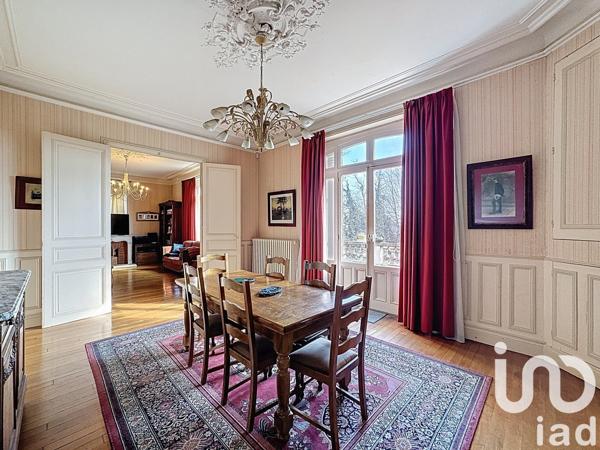 Maison 10 pièces de 324 m² à Meaux (77100)