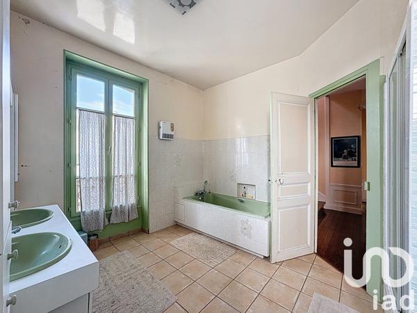 Maison 10 pièces de 324 m² à Meaux (77100)