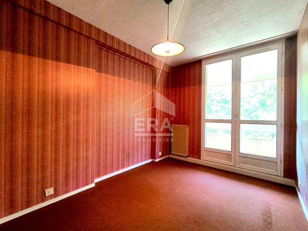 EXCLUSIVITE PAU : T4  de plus de 82m² dernier étage avec vue Pyrénées