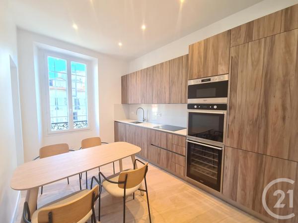 Appartement F5 à vendre  5 pièces - 135 m2 NICE - 06