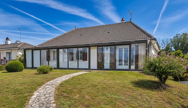 Maison 5 pièces à vendre Dangé Saint Romain - 86220 / Réf: 11810