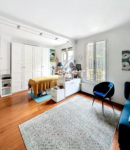 Maison familiale de charme, lumineuse et rénovée, au cœur d’un quartier prisé de Montreuil.