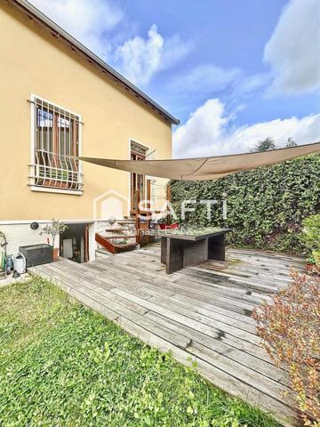 Maison familiale de charme, lumineuse et rénovée, au cœur d’un quartier prisé de Montreuil.