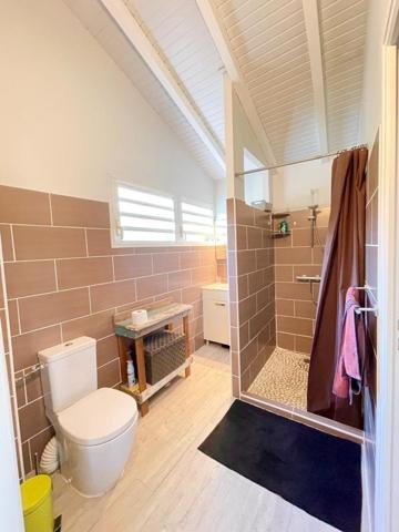 Maison T5 de 2009 entièrement rénovée, vue mer