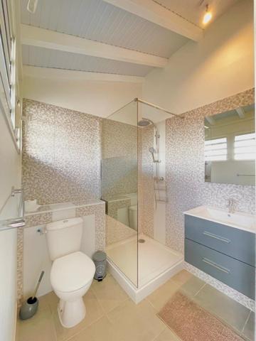 Maison T5 de 2009 entièrement rénovée, vue mer