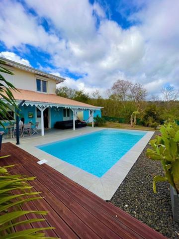 Maison T5 de 2009 entièrement rénovée, vue mer