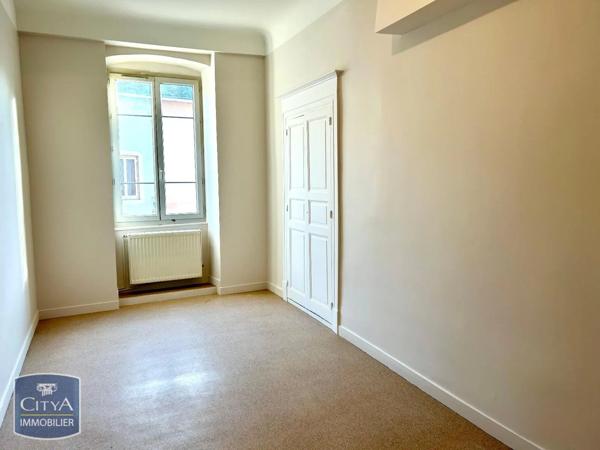 Appartement à louer 2 pièces 67.24m²