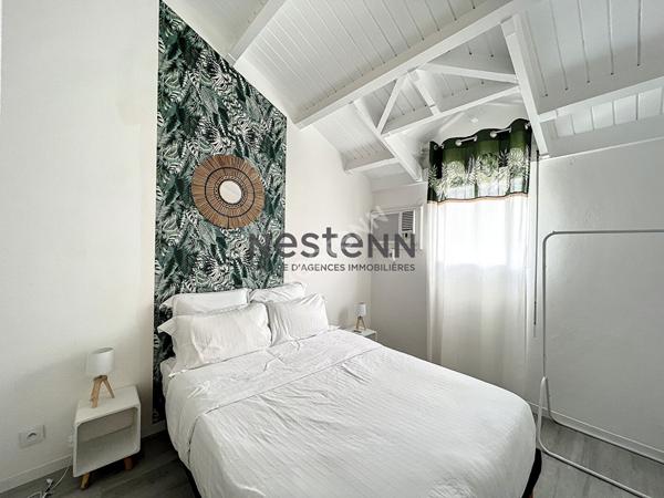 A VENDRE APPARTEMENT MEUBLE DE TYPE F4 A LA MARINA DE POINTE A PITRE