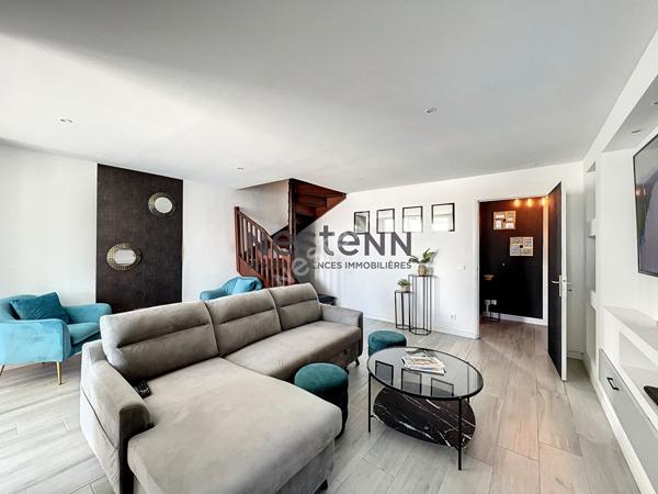 A VENDRE APPARTEMENT MEUBLE DE TYPE F4 A LA MARINA DE POINTE A PITRE