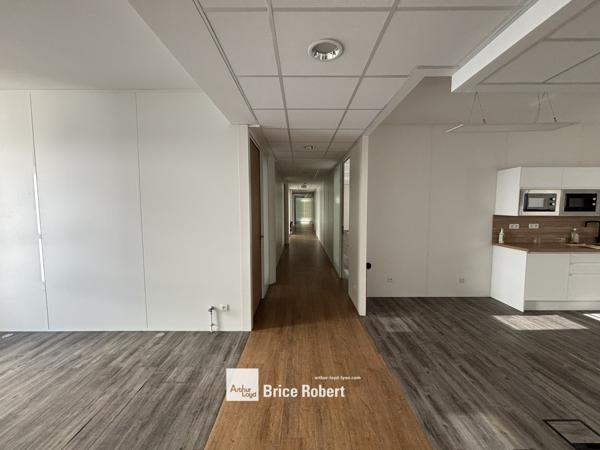 Bureaux à louer Lyon bureaux rénovés environnement dynamique Parc Marius Berliet