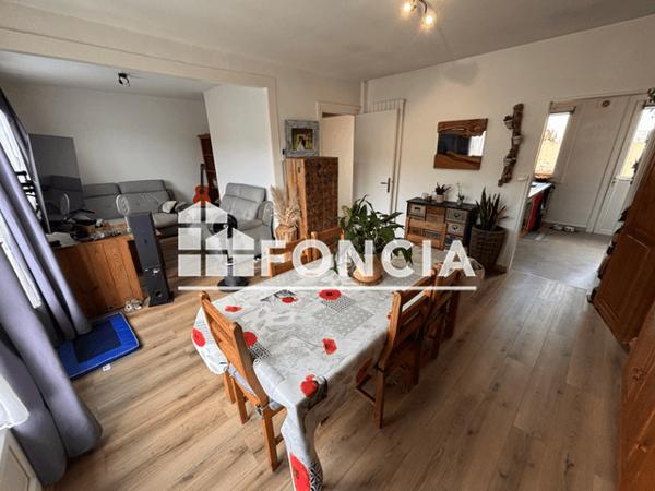Location Maison 4 pièces 76.61 m² - 30 RUE PIERRE CURIE Harfleur 76700