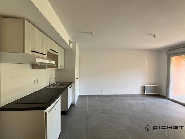 Appartement 2 pièces 72 m² COGOLIN - 83310