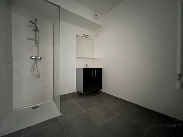 Appartement 2 pièces 72 m² COGOLIN - 83310