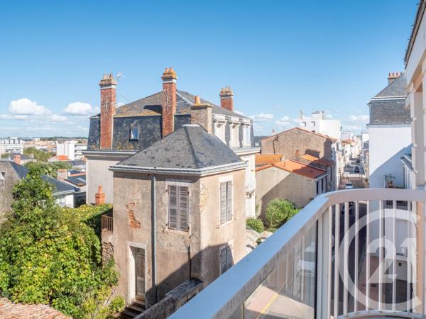 Appartement F2 à vendre  2 pièces - 25,99 m 2   LES SABLES D OLONNE  - 85