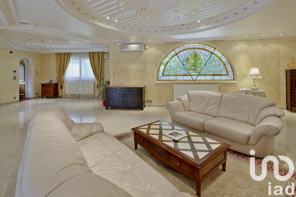 Maison à vendre 10 pièces 296 m² Magny-le-Hongre