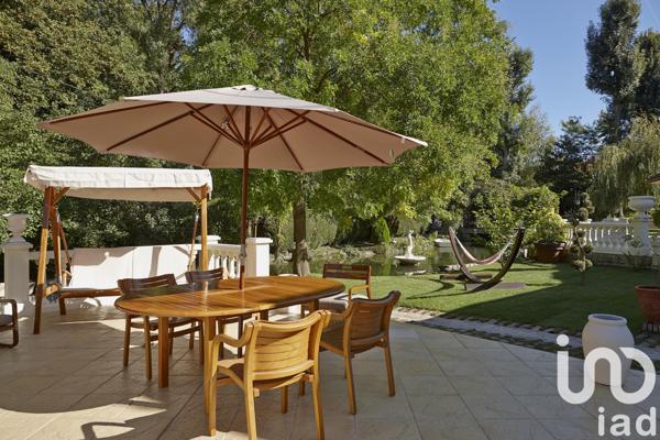 Maison à vendre 10 pièces 296 m² Magny-le-Hongre