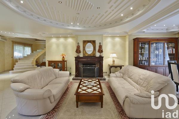 Maison à vendre 10 pièces 296 m² Magny-le-Hongre