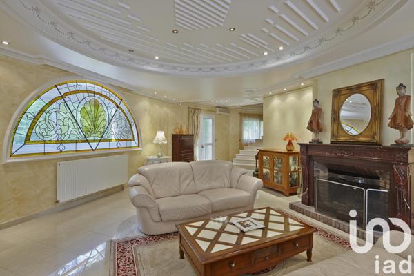 Maison à vendre 10 pièces 296 m² Magny-le-Hongre