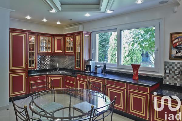 Maison à vendre 10 pièces 296 m² Magny-le-Hongre