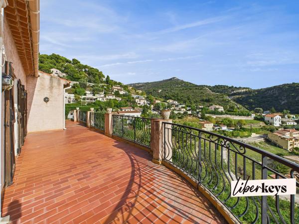 Èze – Vue mer panoramique, dernier étage de villa – 118 m² + 60 m² de terrasse