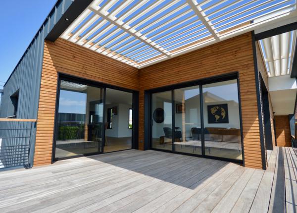 Villa 6 pièce(s) 4 chambre(s) 216 m²