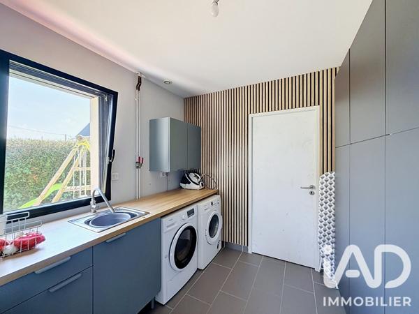 Maison à vendre 6 pièces 200 m² Saint-Ouen-du-Tilleul